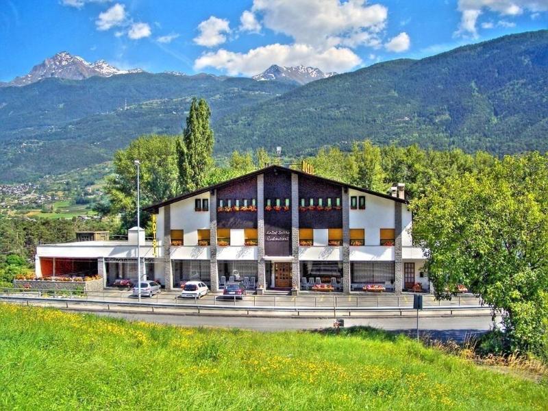 Hotel Sarre Luaran gambar