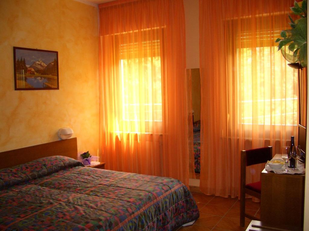 Hotel Sarre Luaran gambar
